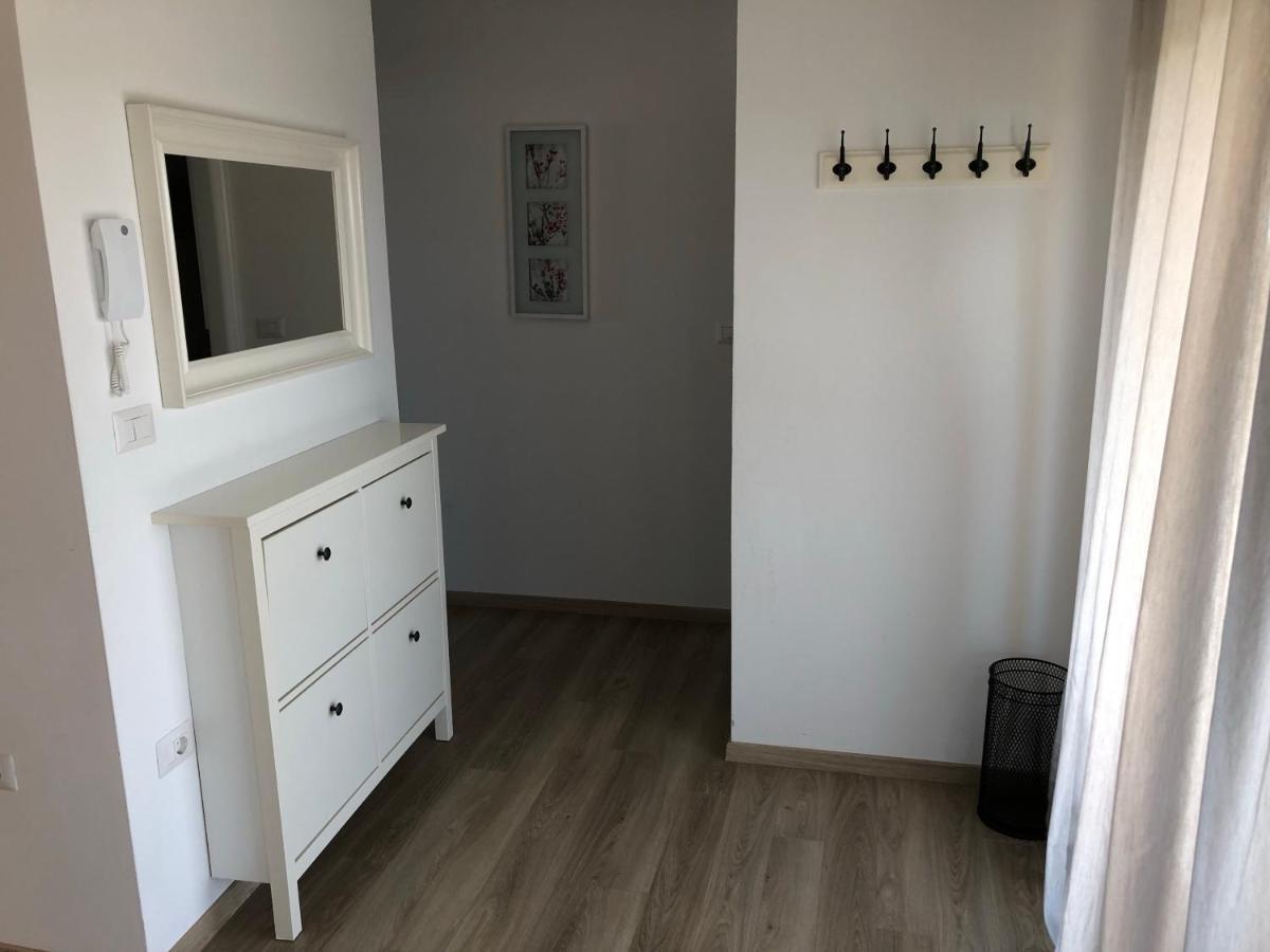 אומאג Apartment Robi מראה חיצוני תמונה