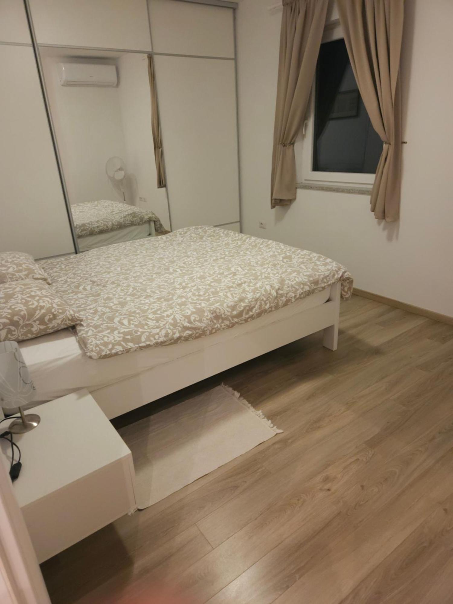 אומאג Apartment Robi מראה חיצוני תמונה